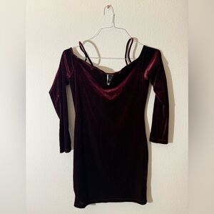 Windsor Velvet Long Sleeve Dress in Deep Burgundy